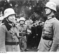 Bundesarchiv_Bild_146-1988-120-10,_Sudetenland,_Guderian_und_Reinhardt