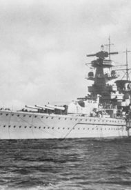 Bundesarchiv_DVM_10_Bild-23-63-06,_Panzerschiff_-Admiral_Graf_Spee-