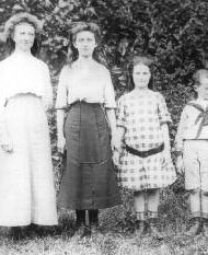LECLERC-ET-SA-FAMILLE