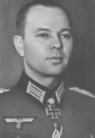 PannwitzHelmuthv_Oberst_RK_EL_o_Muetze