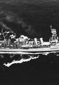 USS_Trenton_(CL-11)_underway_at_sea_on_23_October_1935