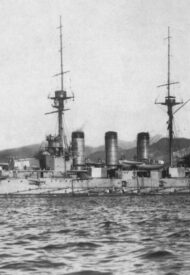 Japanese_cruiser_Ibuki_ca_1910