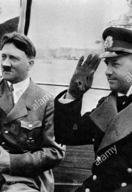 imperial-chancellor-adolf-hitler-l-and-admiral-erich-raeder-visit-KE9383 (1)