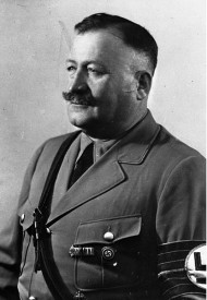 444px-Bundesarchiv_Bild_119-5590,_Christian_Weber