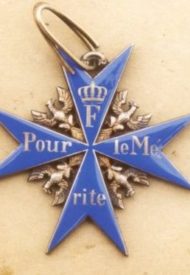 330px-Pour_le_mérite_Neilebock