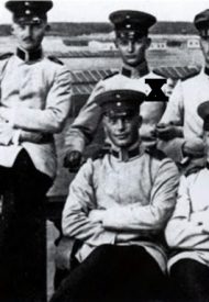 Walter Model Fahnrich 1910 young