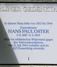 800px-Gedenktafel_Bayerische_Str_9_Hans_Paul_Oster-300×221