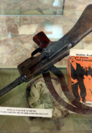 Mitra_francese_MAS_38_di_Michele_Moretti,_che_sparò_a_Benito_Mussolini