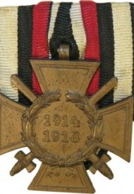 commemorative-cross-for-ww1-for-combatant-ehrenkreuz-fur-frontkampfer-1914-1918-ma-4866-340×340