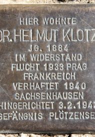 Stolperstein_Manfred-von-Richthofen-Str_221_(Templ)_Helmut_Klotz.2011